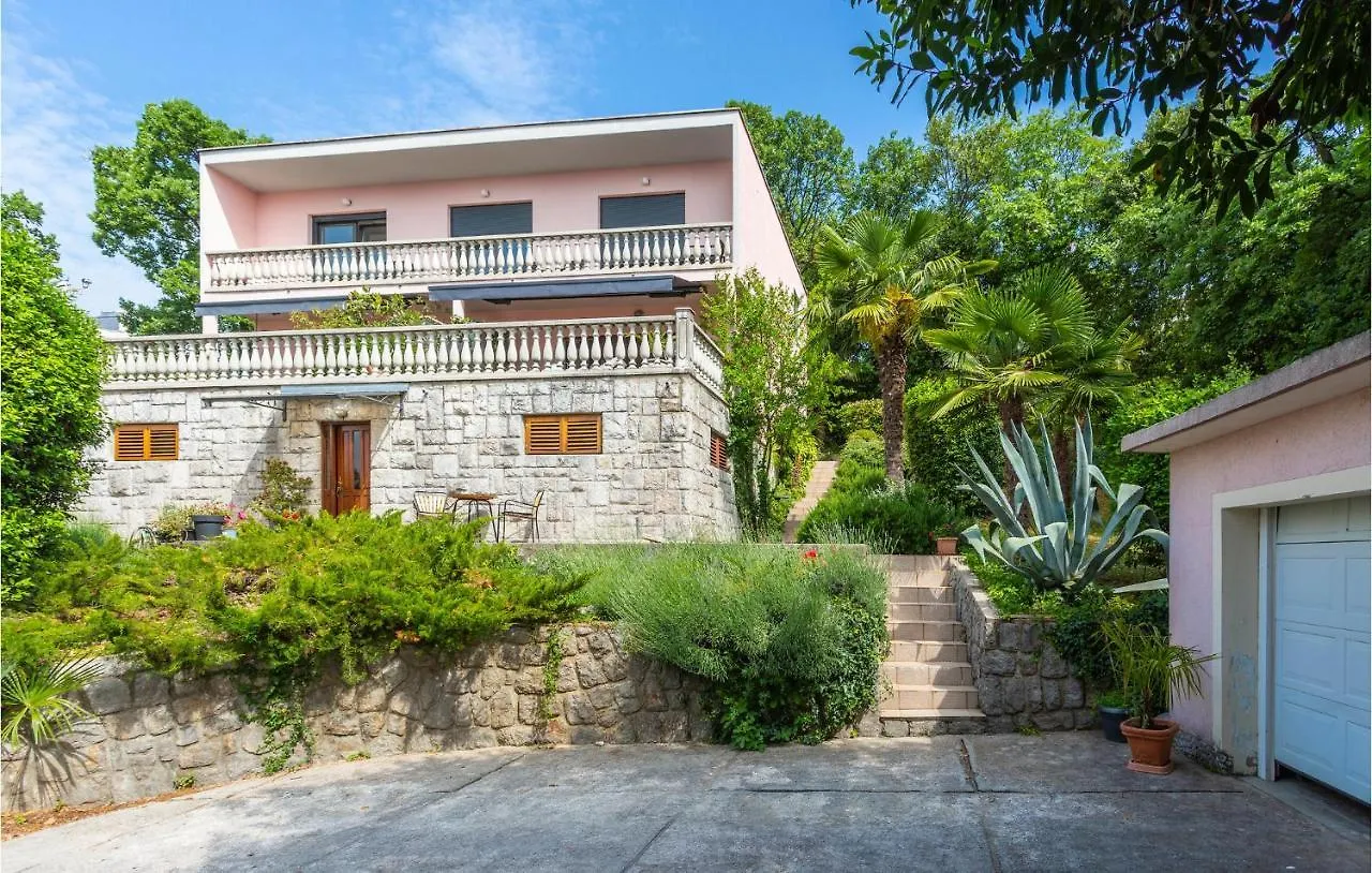 3 Bedroom Cozy Apartment In Opatija 0*,  Chorwacja